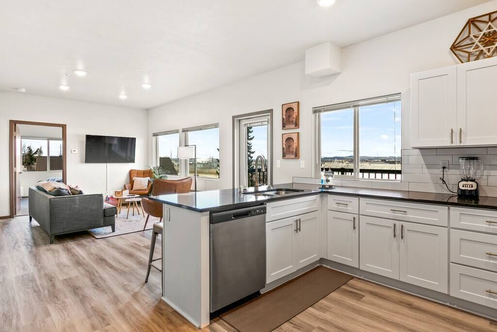 Photo of Kitchen in South Perry District