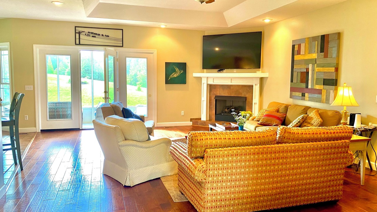 Photo of Livingroom in Lexington