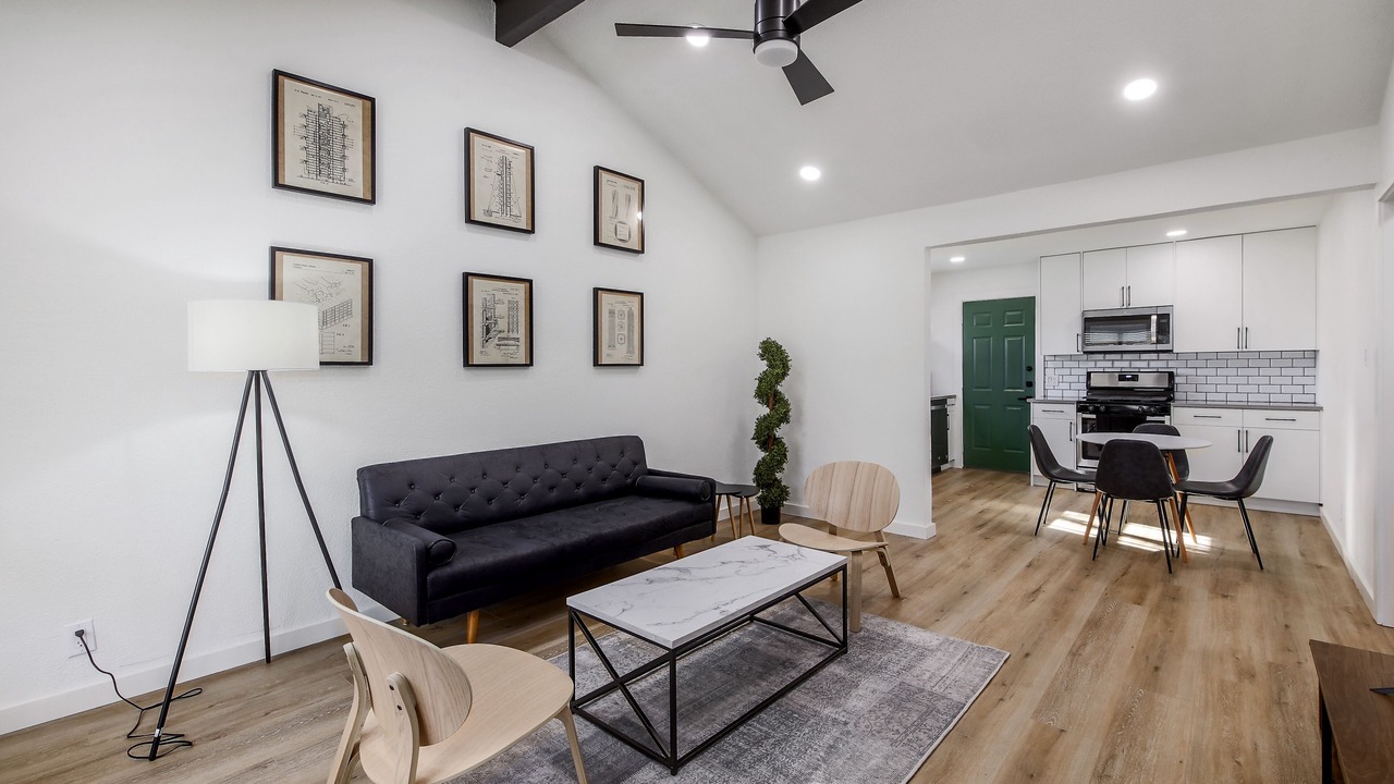 Photo of Livingroom in St. Edwards