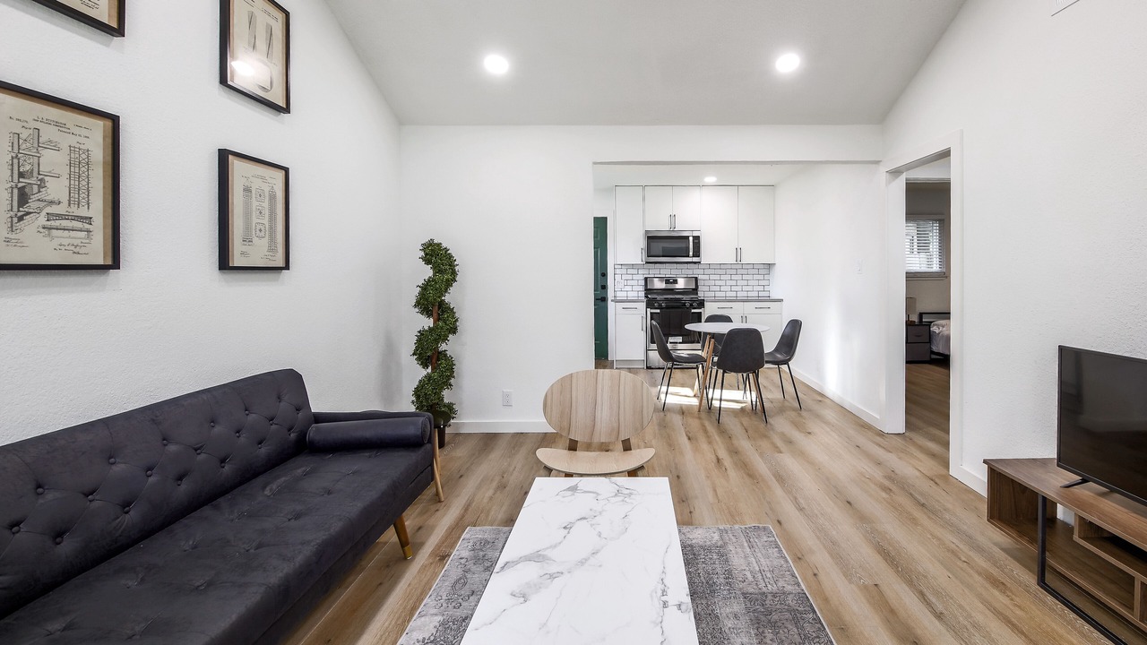 Photo of Livingroom in St. Edwards
