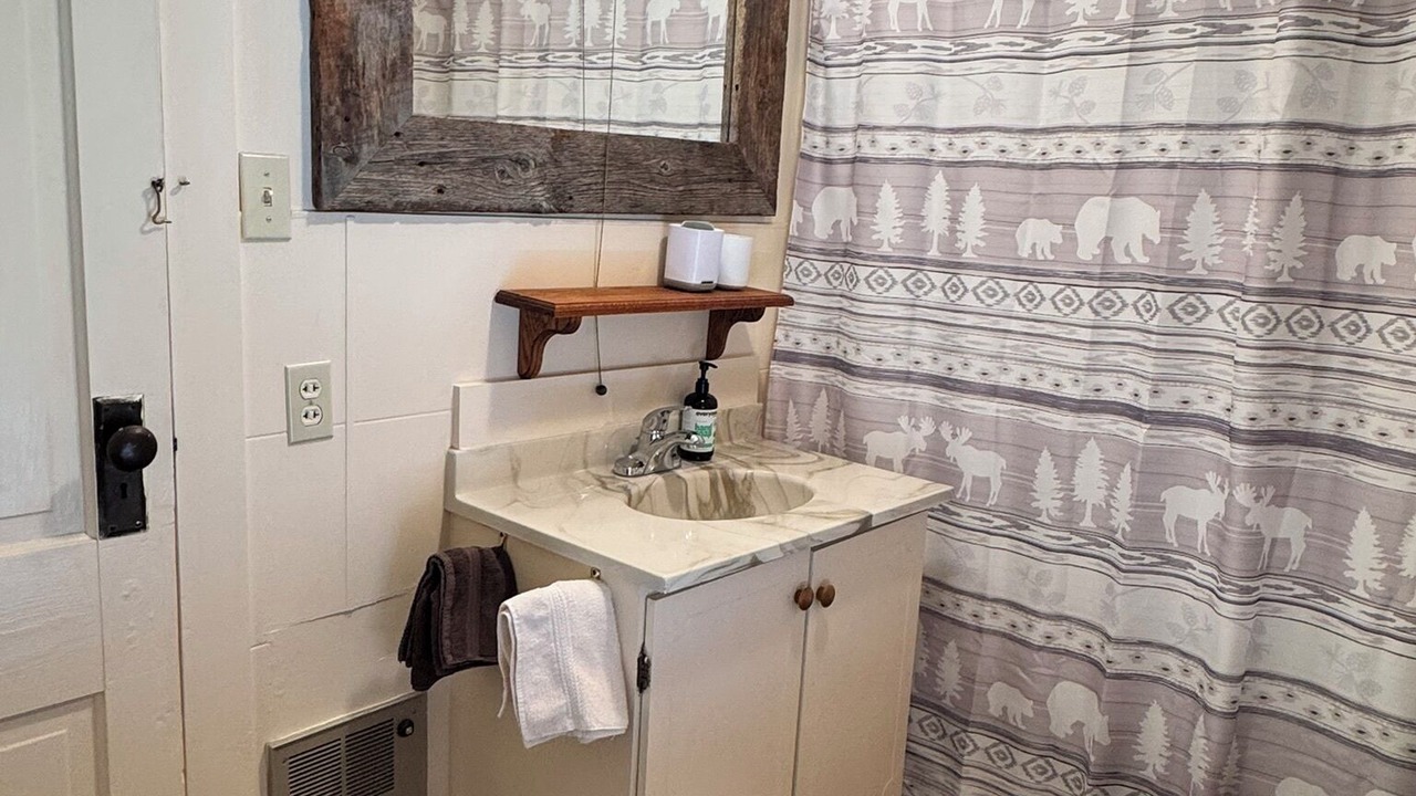 Photo of Bathroom in Fishtail