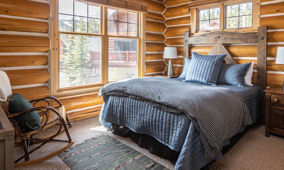 Photo of Bedroom in Powder Ridge