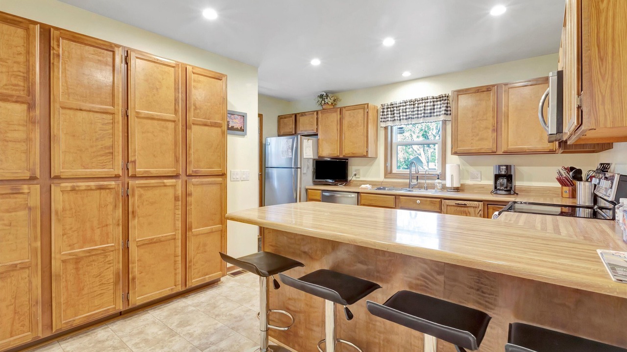 Photo of Kitchen in Farviews - Pattee Canyon