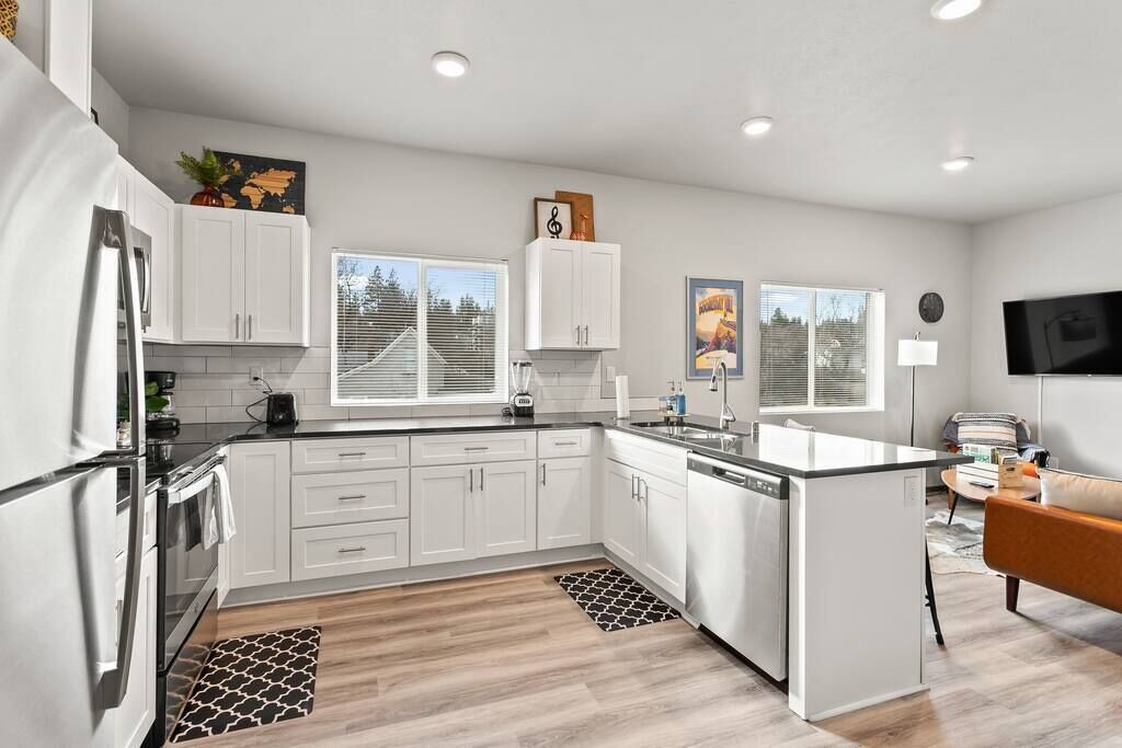 Photo of Kitchen in South Perry District