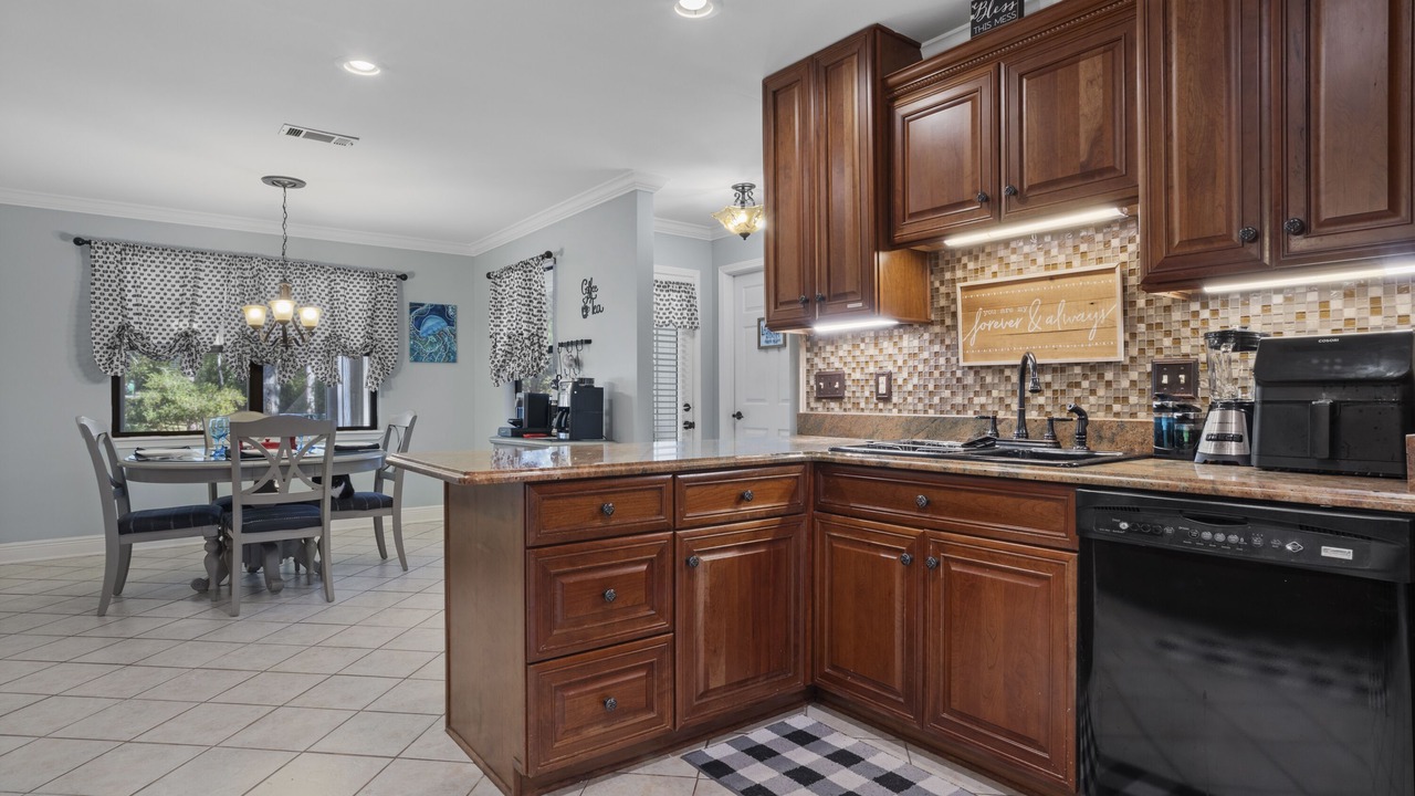 Photo of Kitchen in Gulf Hills