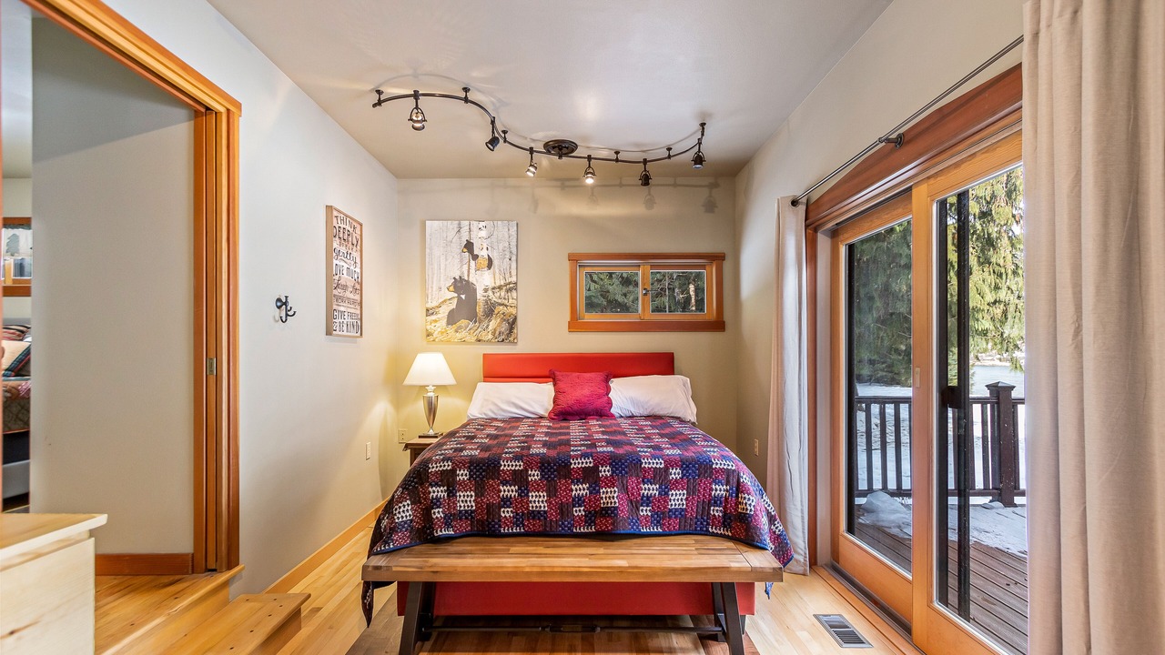 Photo of Bedroom in Clark Fork