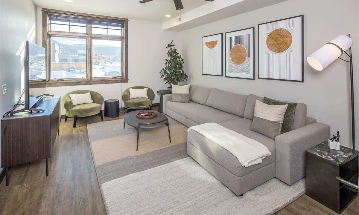 Photo of Livingroom in Big Sky