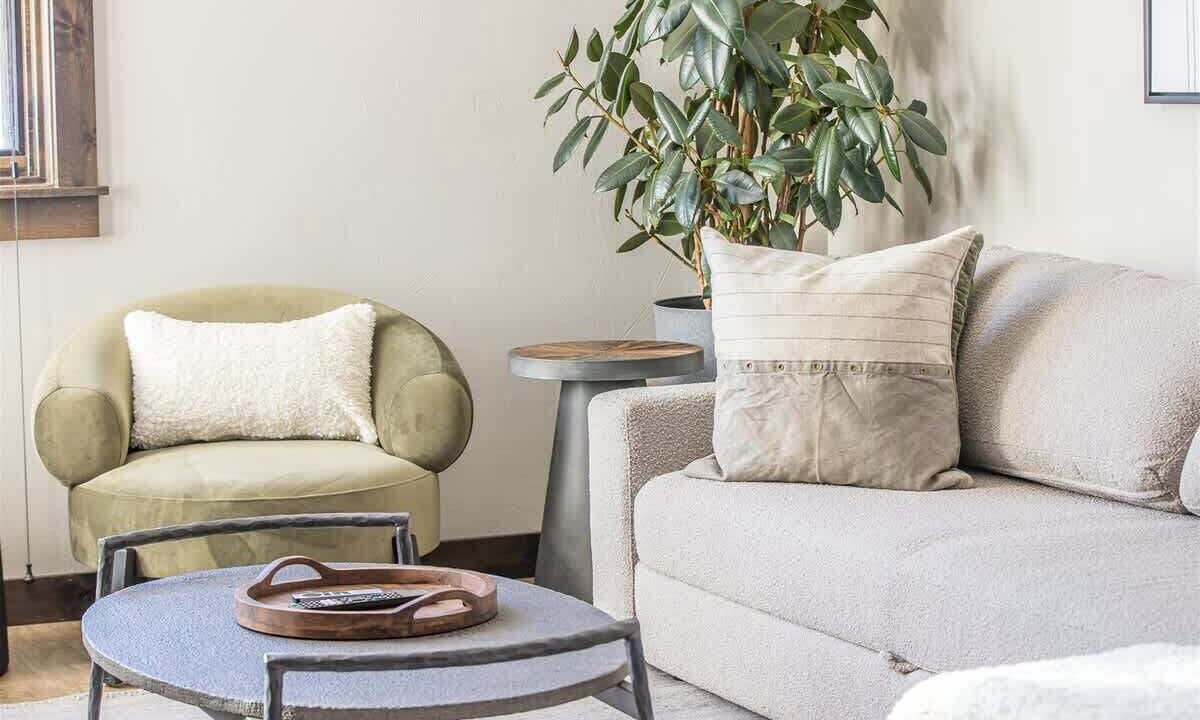Photo of Livingroom in Big Sky