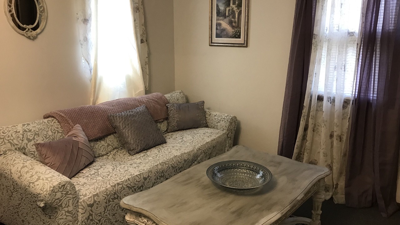 Photo of Livingroom in Canton