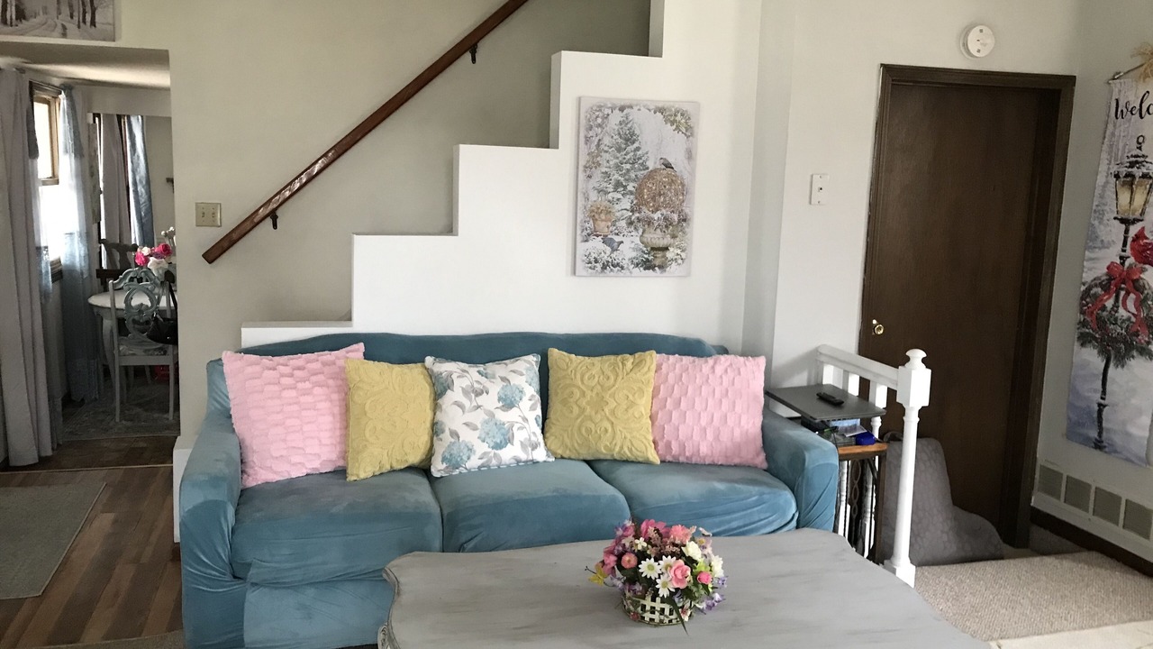 Photo of Livingroom in Canton