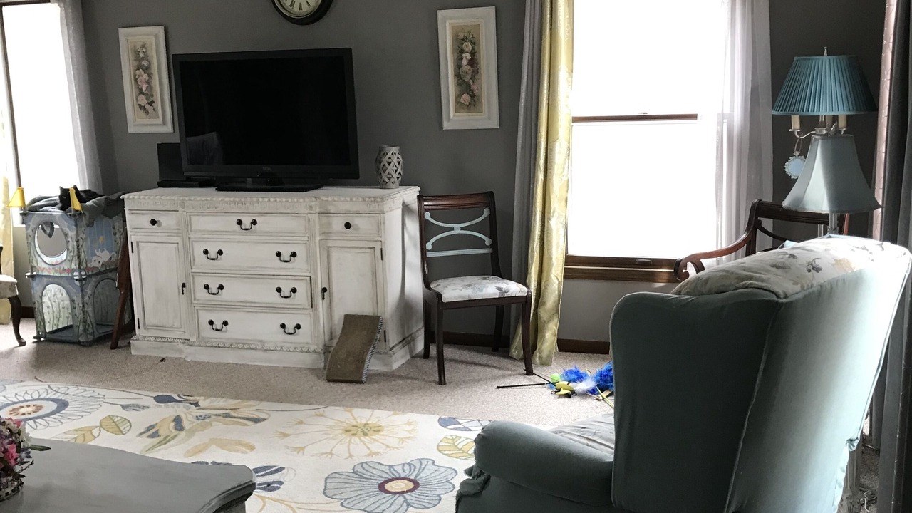 Photo of Livingroom in Canton