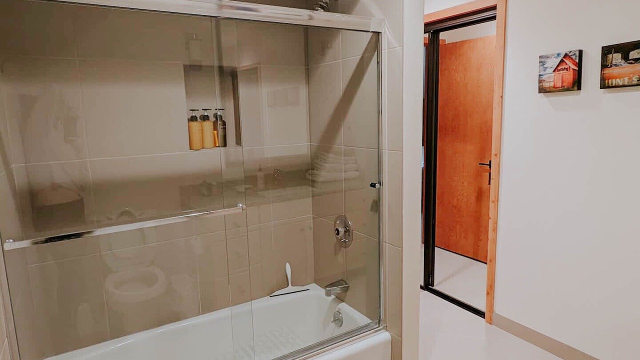 Photo of Bathroom in Elkhorn Village