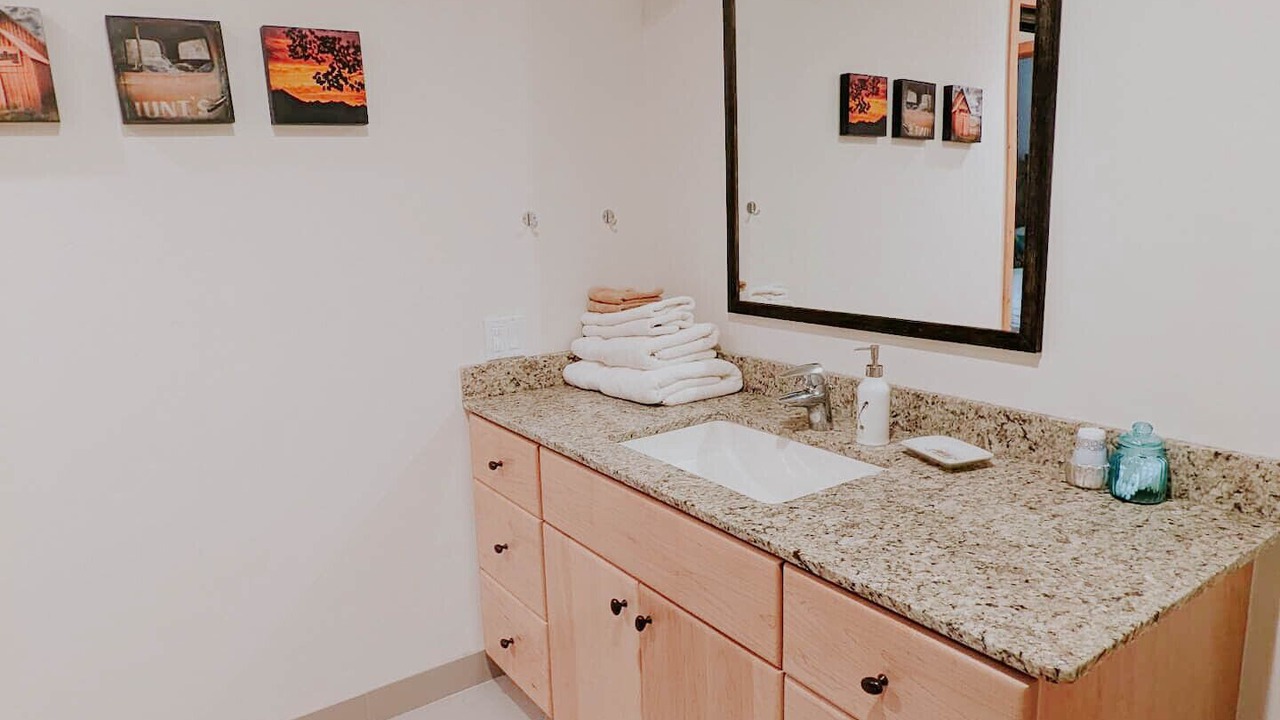 Photo of Bathroom in Elkhorn Village