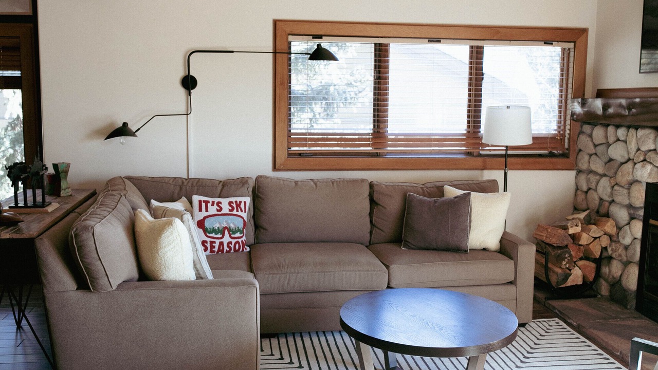 Photo of Livingroom in Elkhorn Village