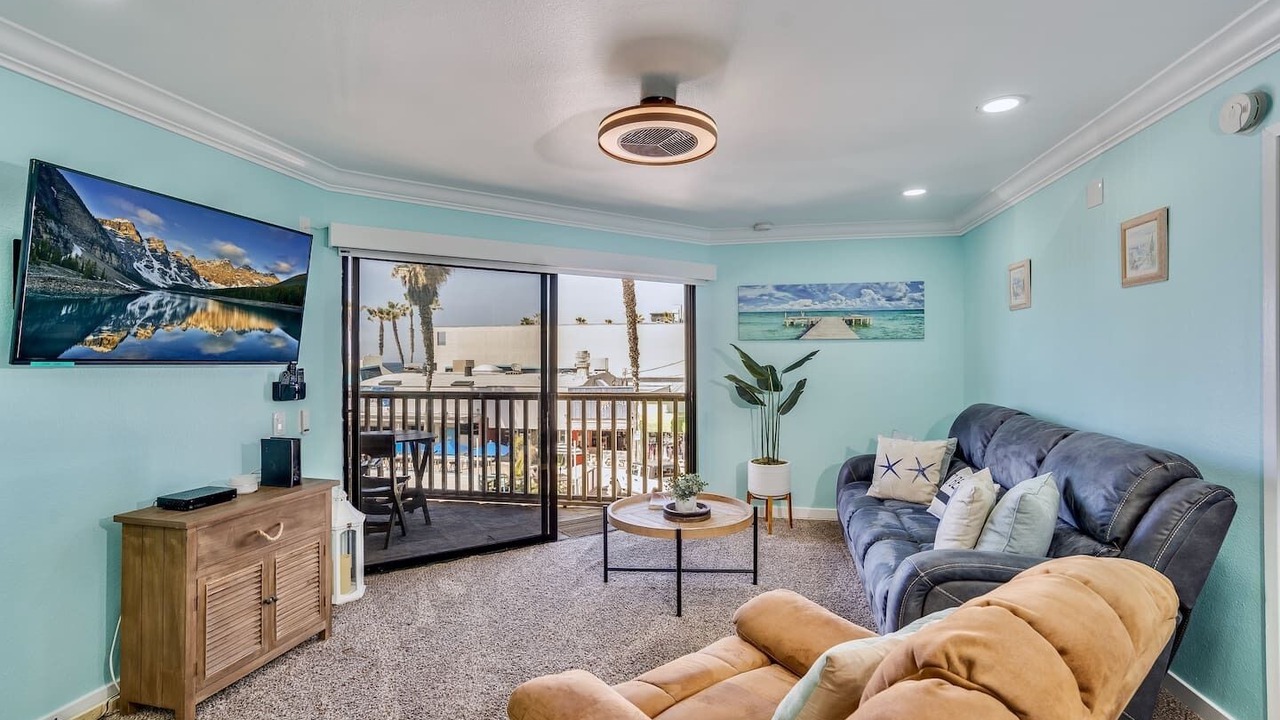Photo of Livingroom in Pacific Beach
