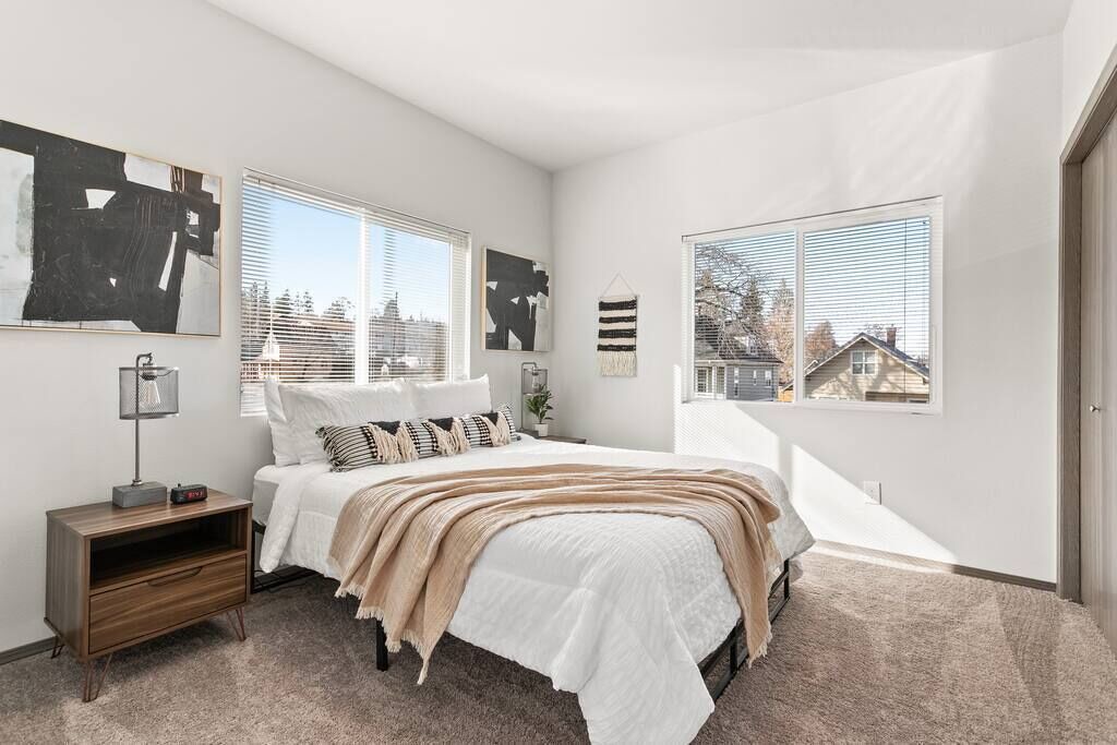 Photo of Bedroom in South Perry District