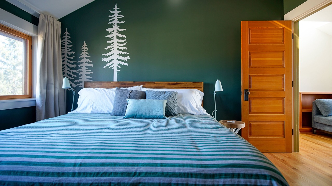 Photo of Bedroom in Foster - Powell