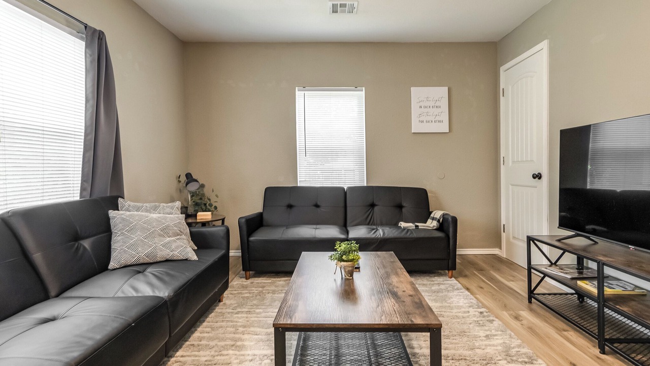 Photo of Livingroom in Bartlesville