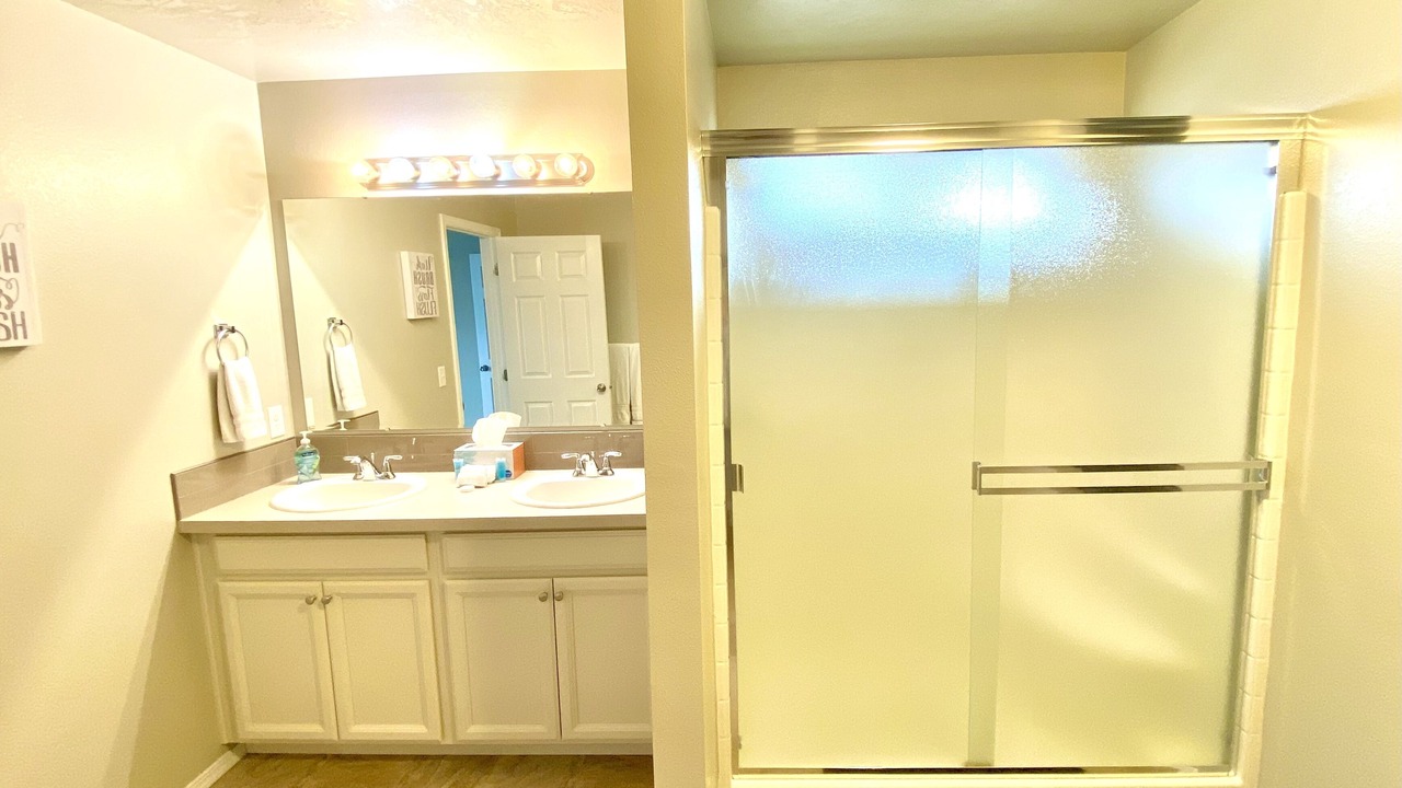 Photo of Bathroom in Star
