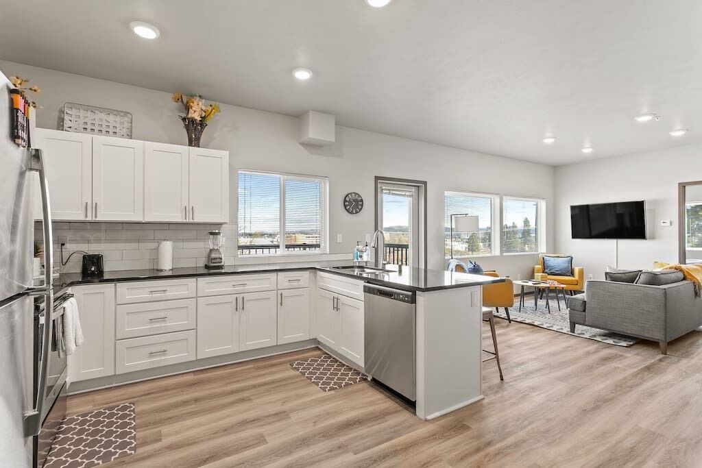 Photo of Kitchen in South Perry District