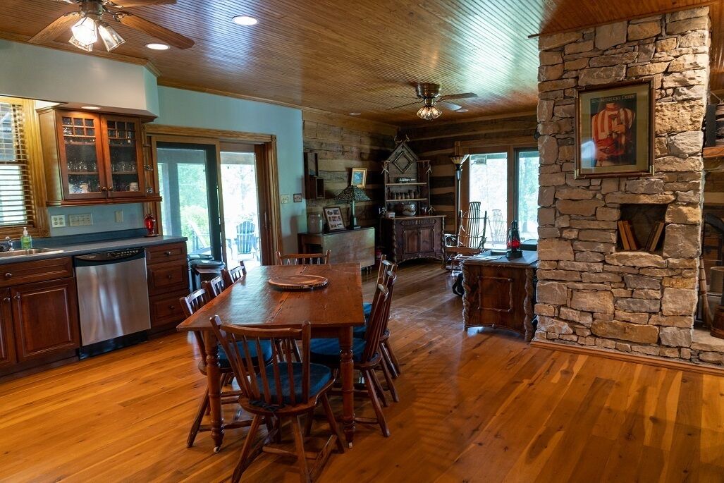 Photo of Outdoor in Taylorsville