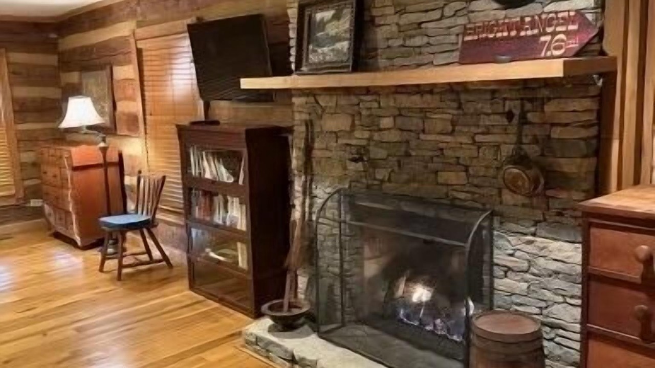 Photo of Livingroom in Taylorsville