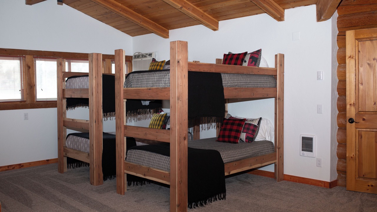 Photo of Bedroom in North Fork
