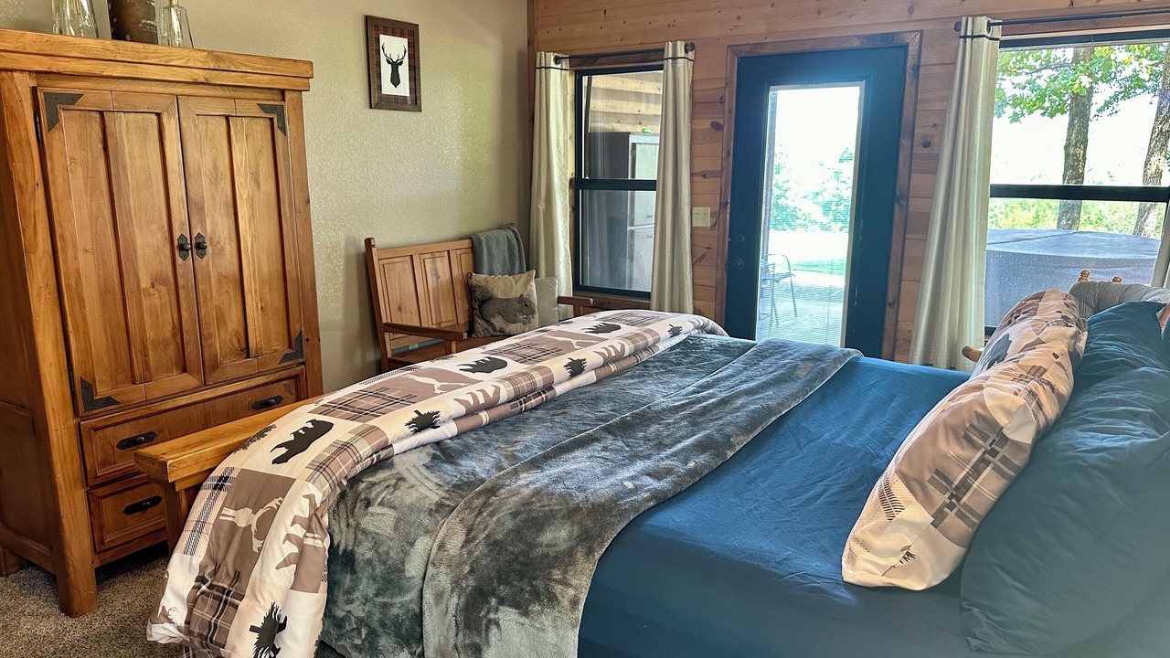 Photo of Bedroom in Smithville