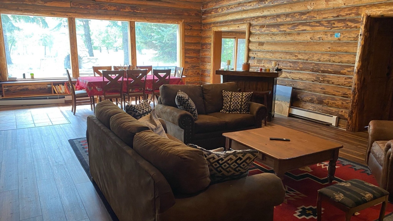 Photo of Livingroom in Sheridan
