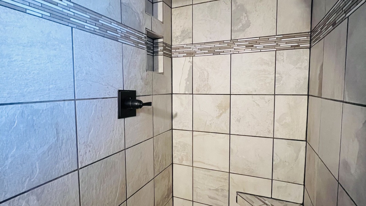 Photo of Bathroom in Gardiner