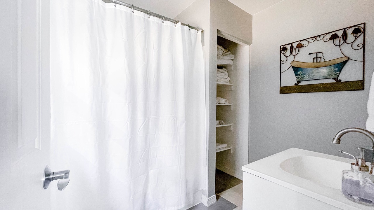 Photo of Bathroom in University District