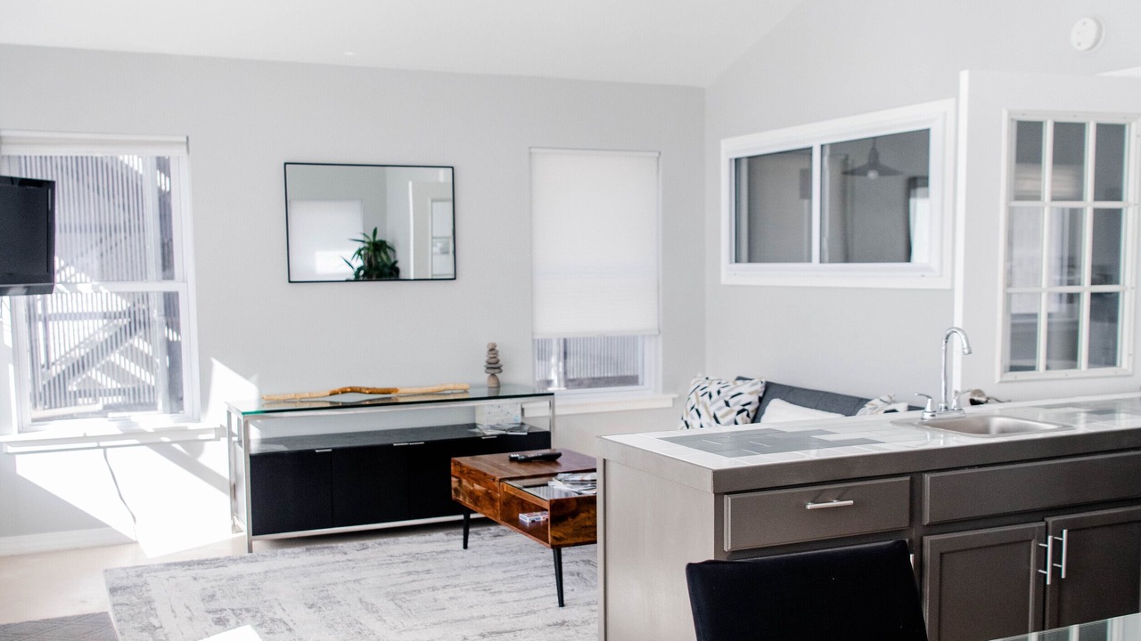 Photo of Livingroom in University District