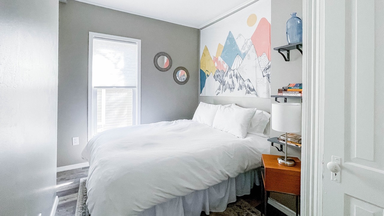 Photo of Bedroom in University District