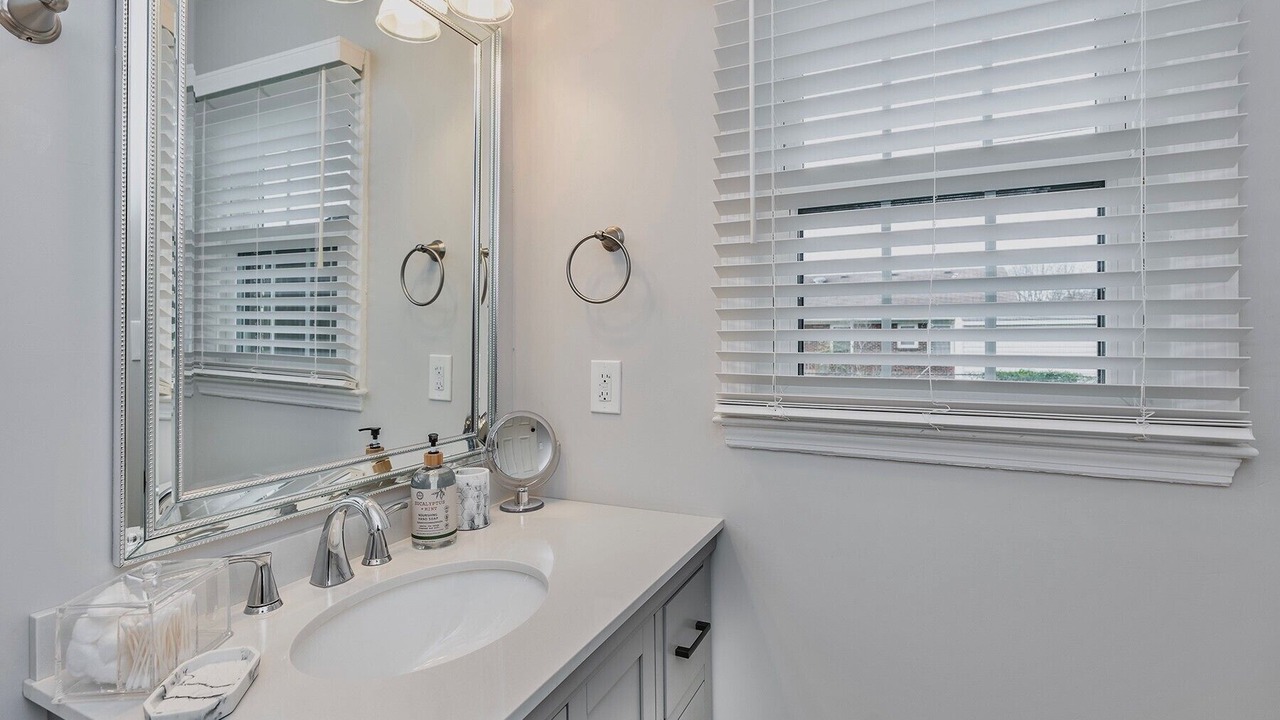 Photo of Bathroom in Open Gates