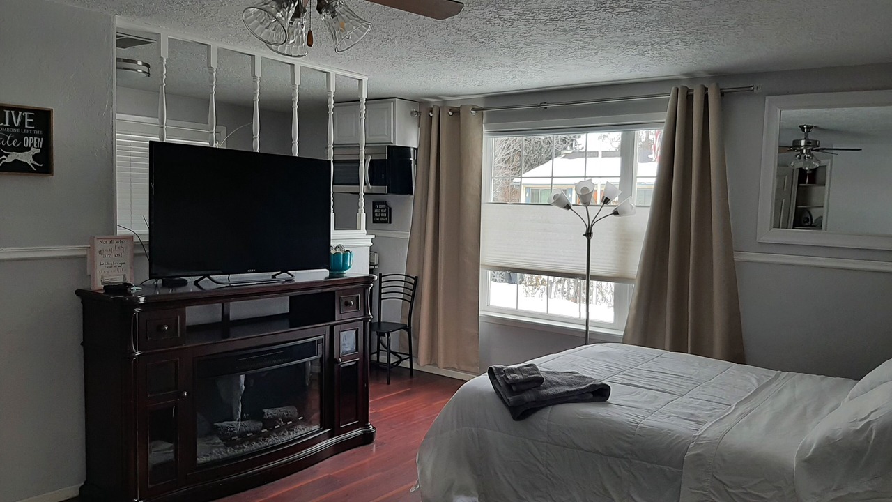 Photo of Bedroom in West Valley