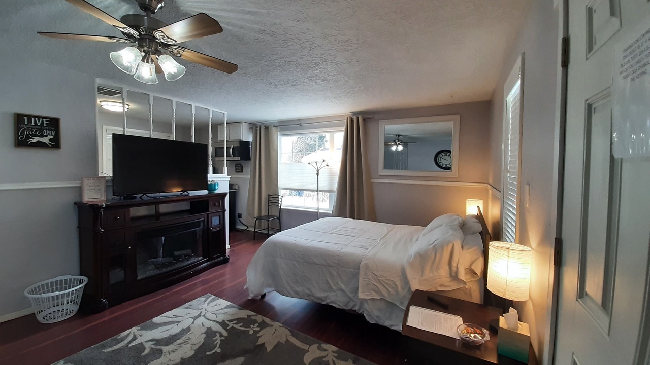 Photo of Bedroom in West Valley