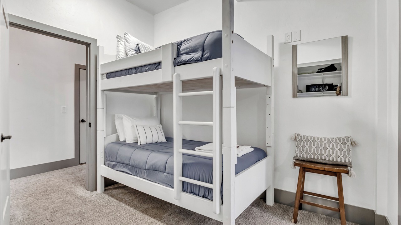 Photo of Bedroom in Bountiful