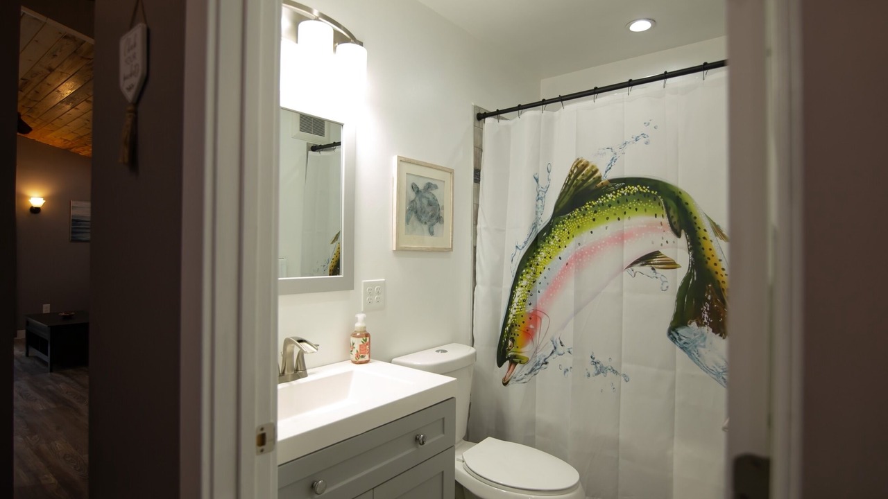 Photo of Bathroom in Cascade