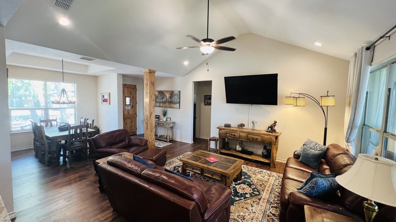 Photo of Livingroom in New Braunfels
