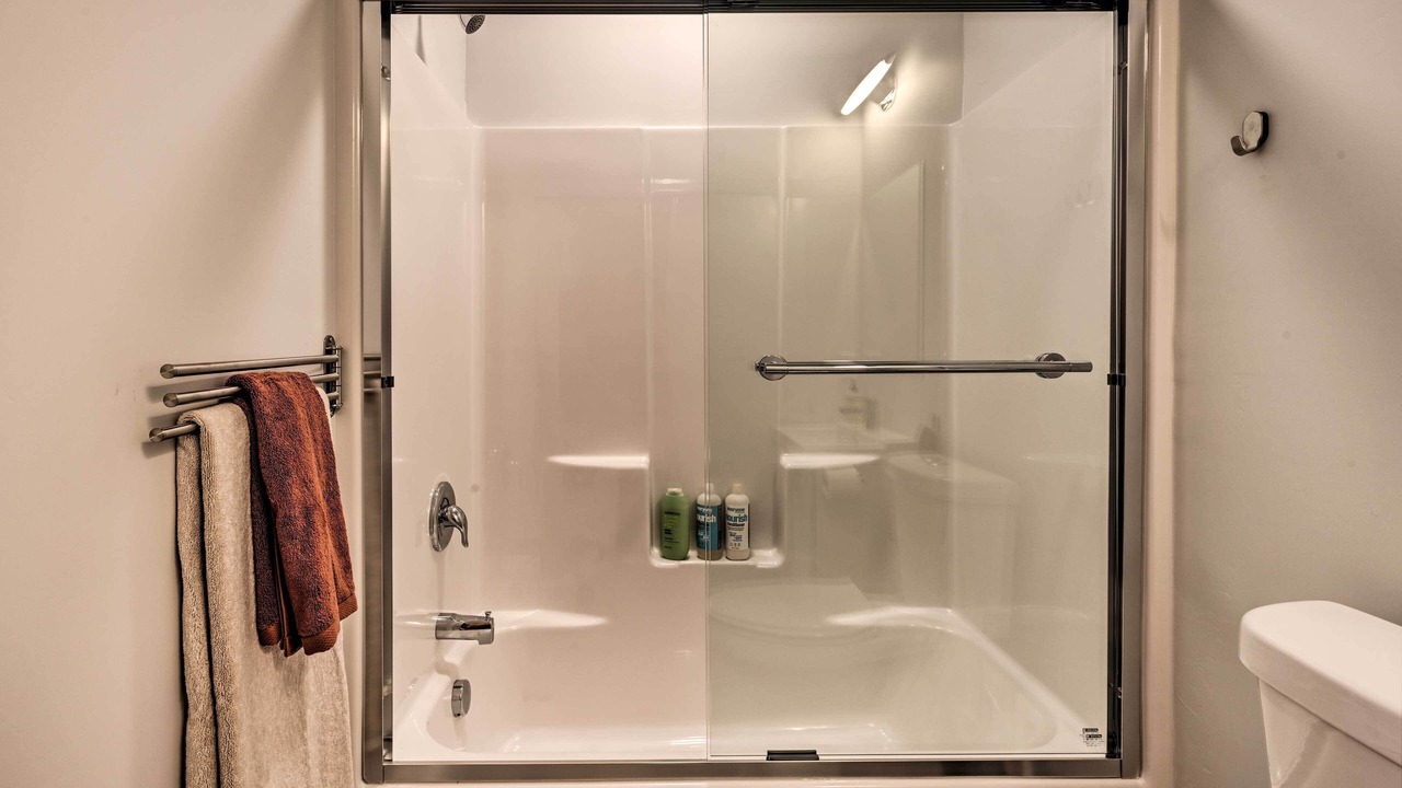 Photo of Bathroom in Franklin to the Fort