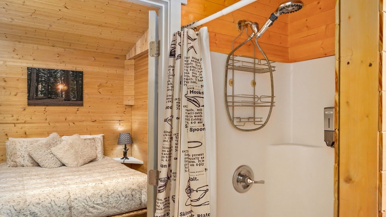 Photo of Bathroom in Cascade