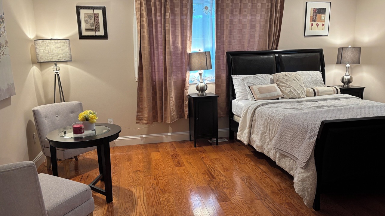 Photo of Bedroom in Highline