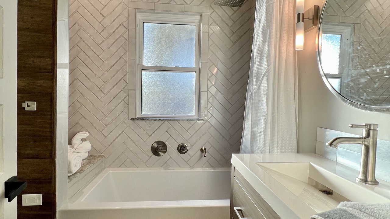 Photo of Bathroom in Washington Ave./ Memorial Park