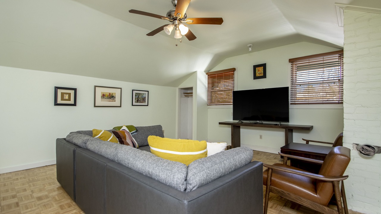 Photo of Livingroom in Hillcrest