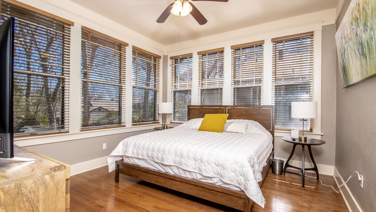 Photo of Bedroom in Hillcrest