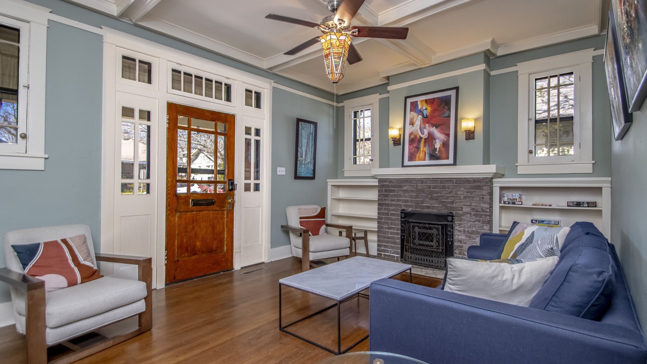 Photo of Livingroom in Hillcrest