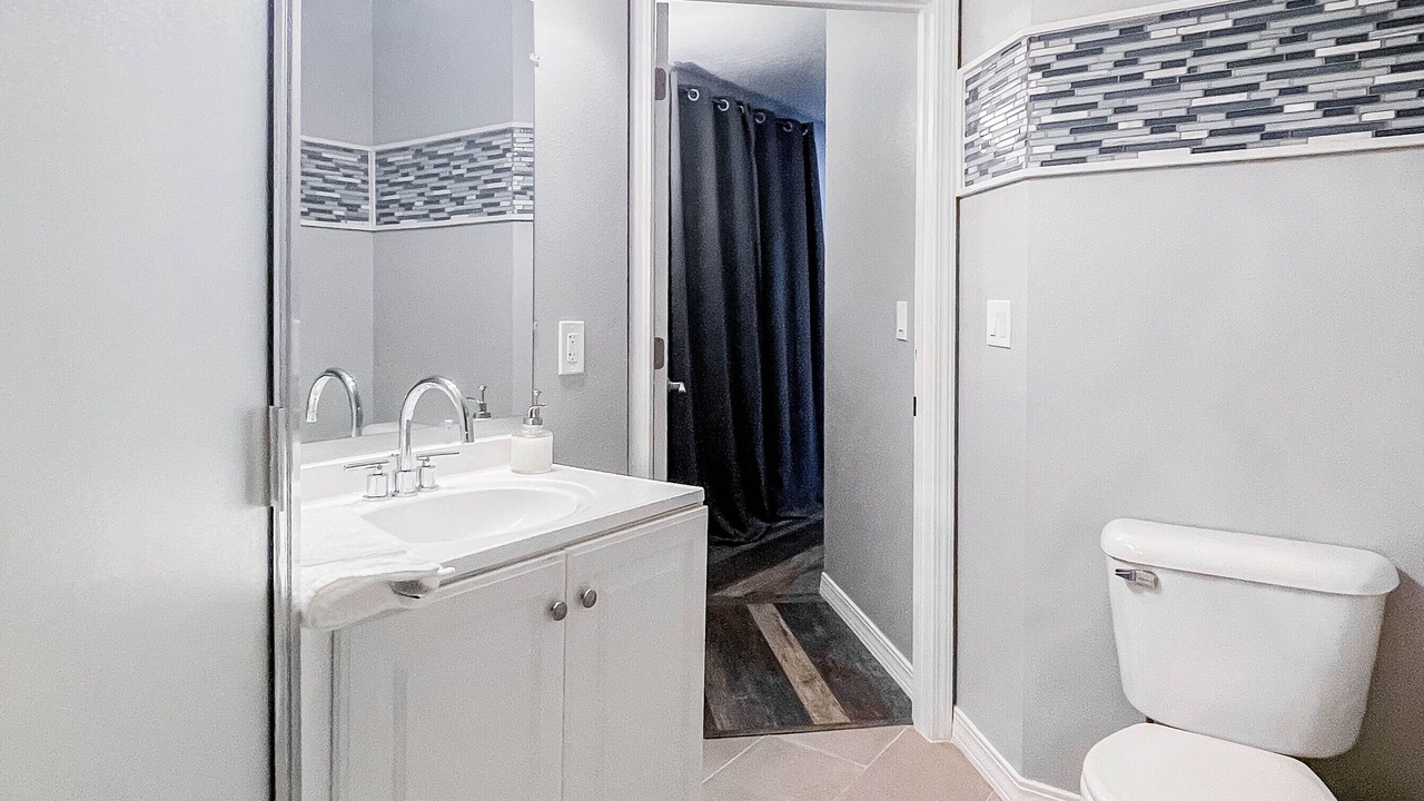Photo of Bathroom in University District