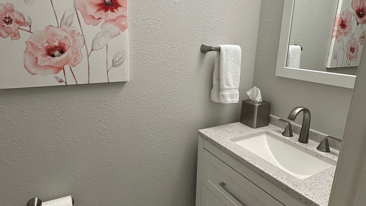 Photo of Bathroom in Franklin to the Fort