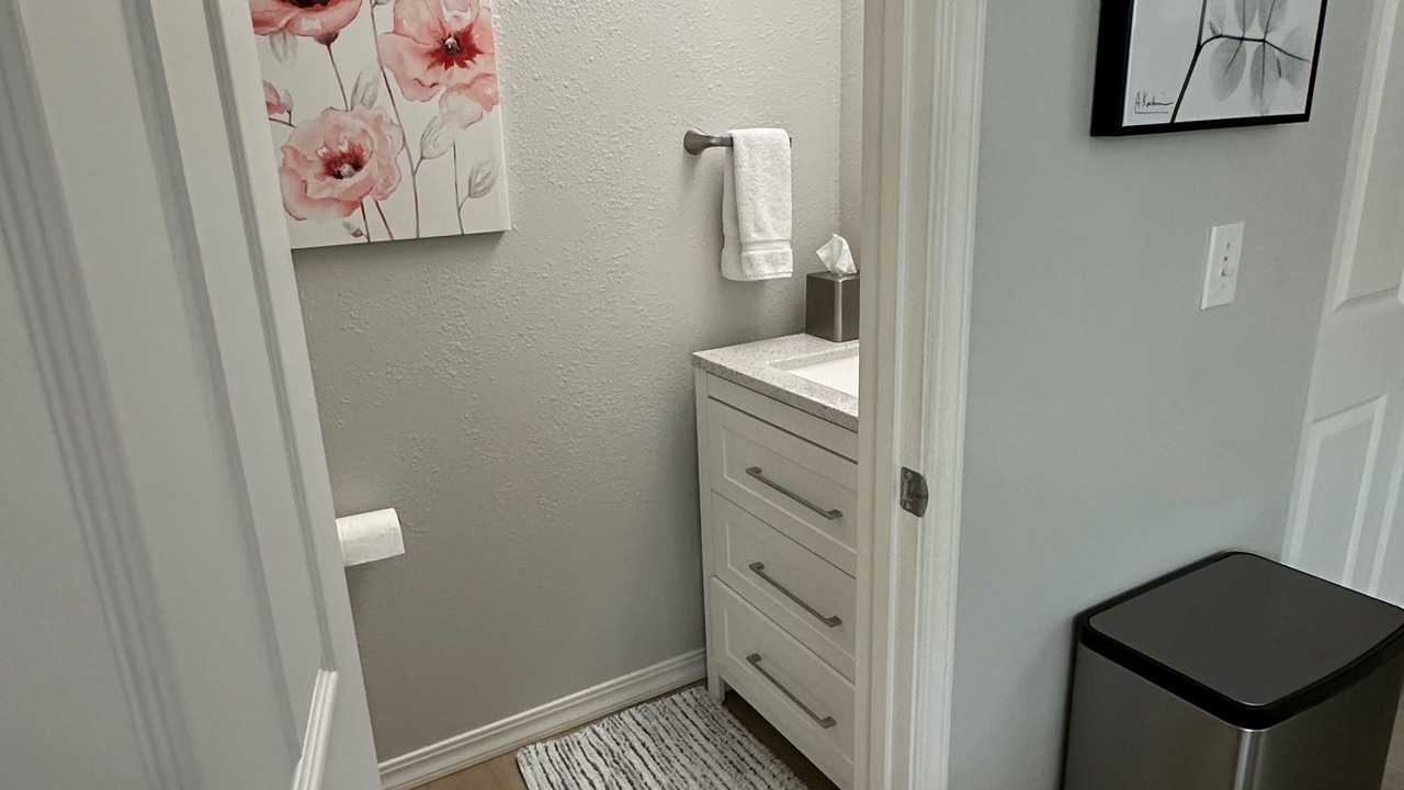 Photo of Bathroom in Franklin to the Fort