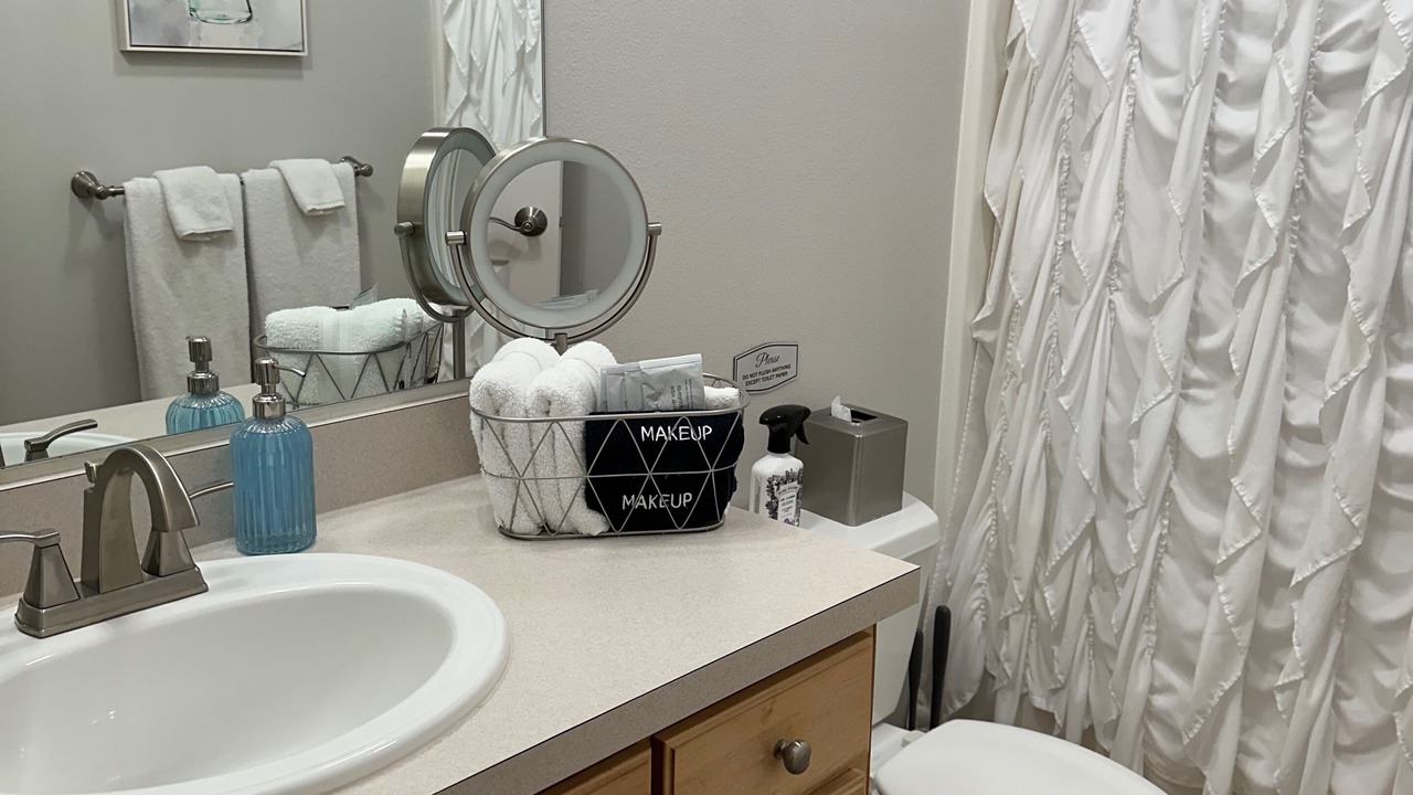 Photo of Bathroom in Franklin to the Fort